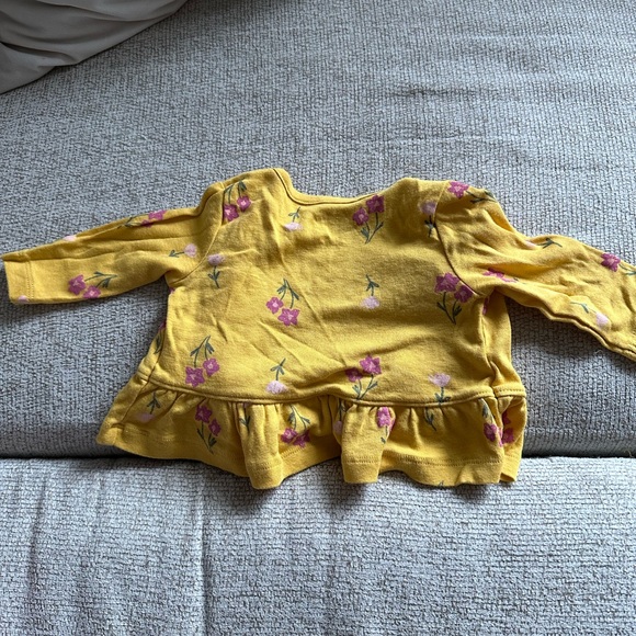 Carters floral button up top - Picture 4 of 4